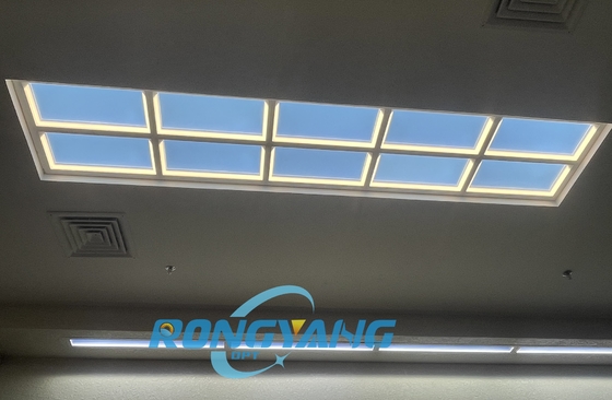 مشروع 36 ملم ارتفاع LED Skylight Circadian والتحكم عن بعد لتجربة الإضاءة النهائية